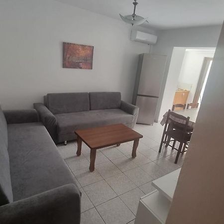 Teemo'S Apartments Sarande Ngoại thất bức ảnh