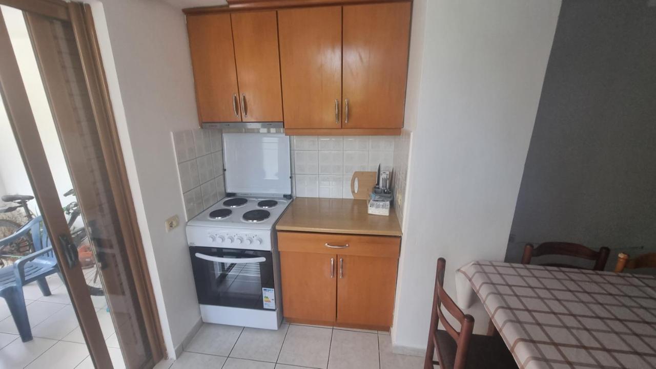 Teemo'S Apartments Sarande Ngoại thất bức ảnh